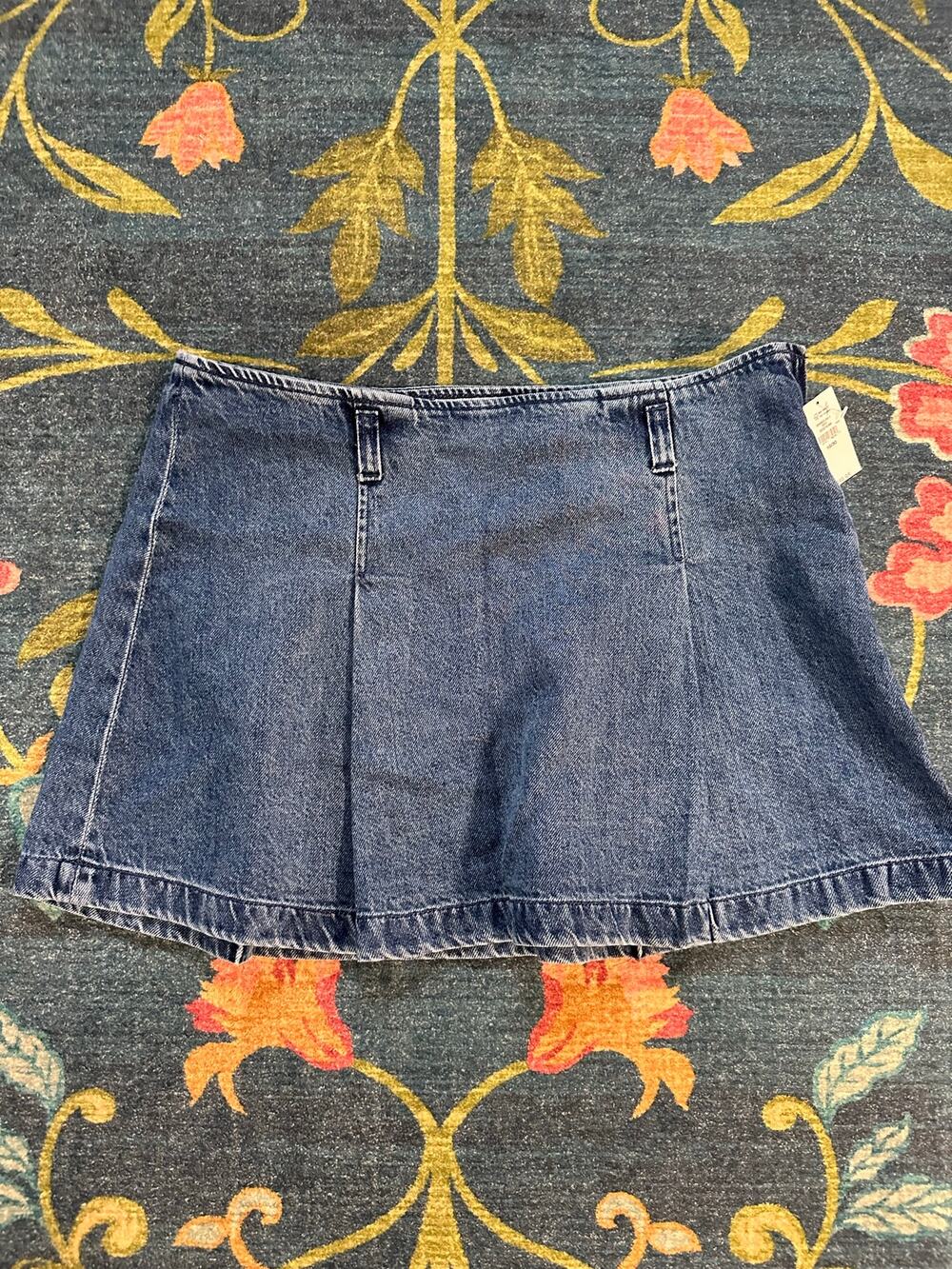 Gap Pleated Denim Mini Skirt Size 10